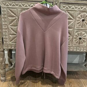 Brand new with tags Varley Betsy sweatshirt. So soft!